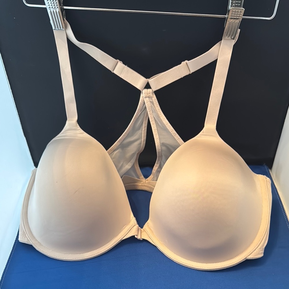 Maidenform Cream T-Shirt‎ Bra with Molded Cups